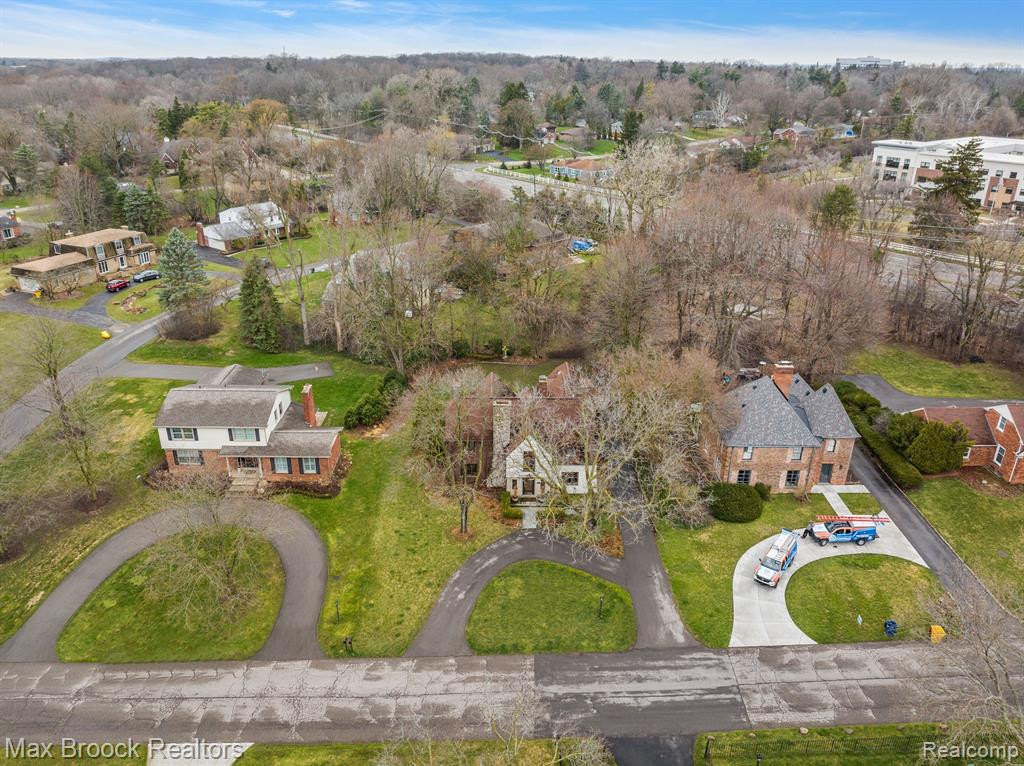 80 Devon Road, Bloomfield Hills, MI 48302 — Photo 37
