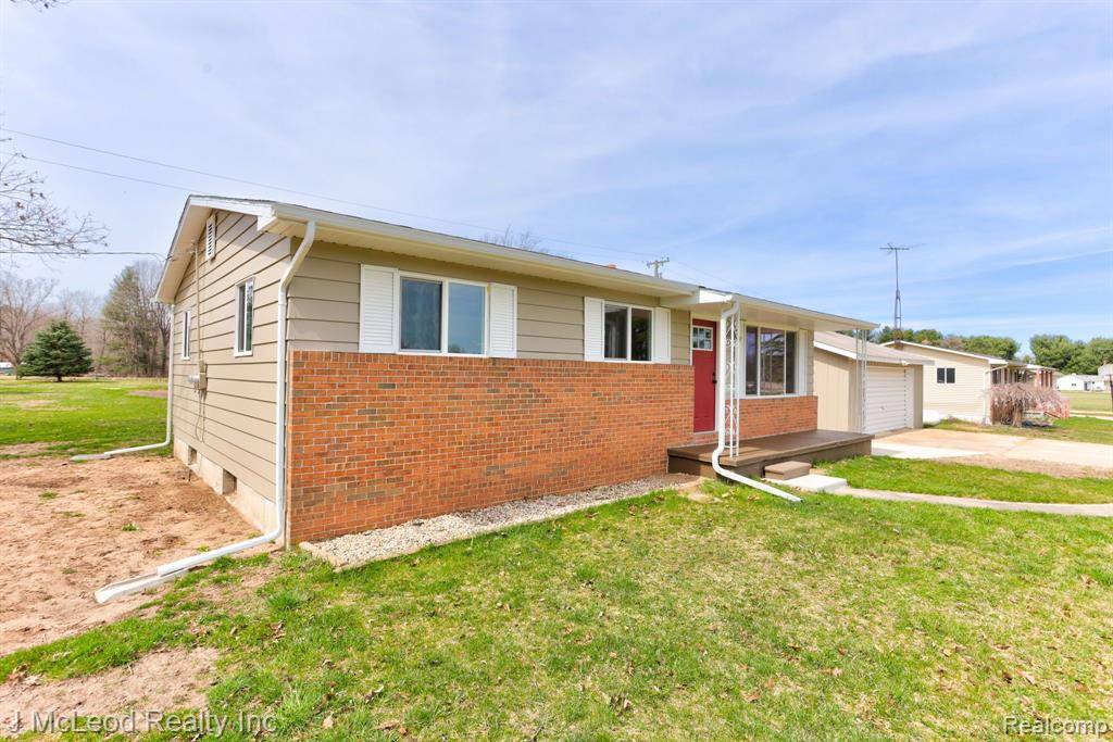 8120 IRISH Road, Millington, MI 48746 — Photo 4