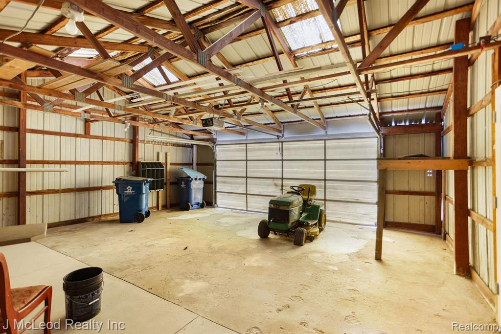 8120 IRISH Road, Millington, MI 48746 — Photo 25