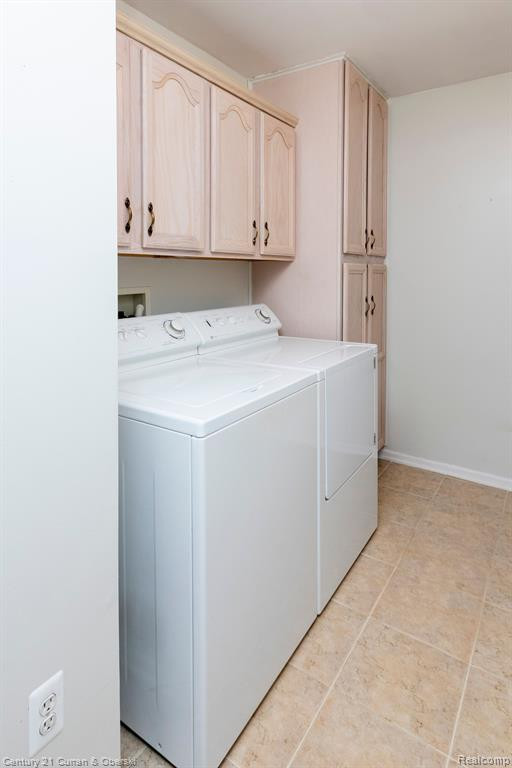 6098 COLONY PARK Drive, Ypsilanti, MI 48197 — Photo 8