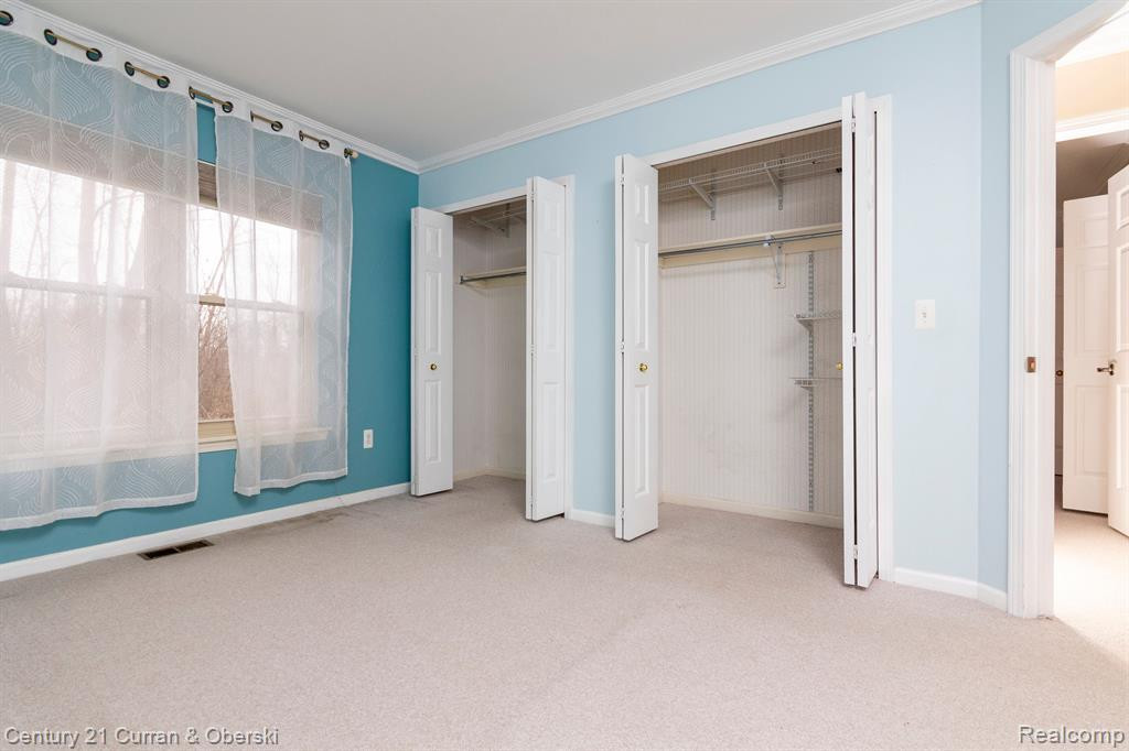 6098 COLONY PARK Drive, Ypsilanti, MI 48197 — Photo 10