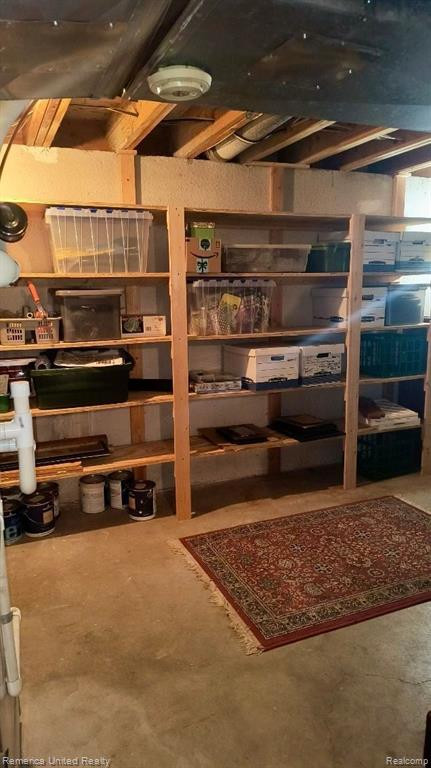 5550 CRISPIN WAY Road, West Bloomfield, MI 48323 — Photo 32