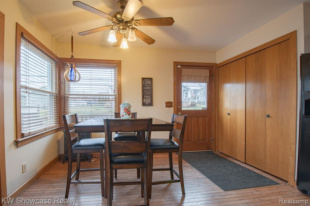 653 HICKORY Street, Milford, MI 48381 — Photo 8
