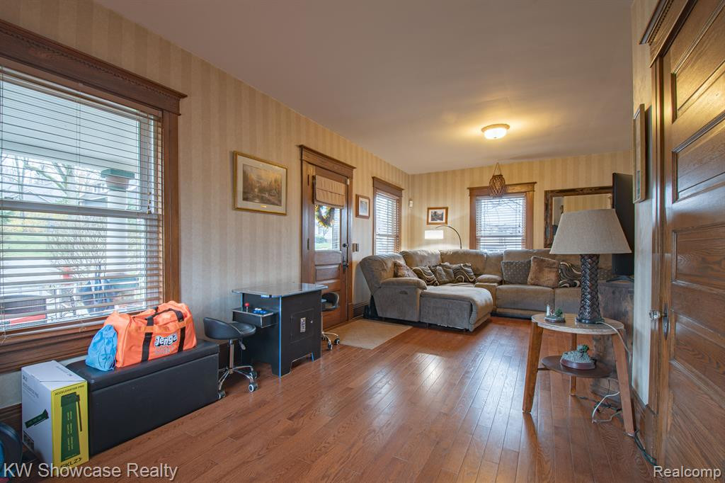653 HICKORY Street, Milford, MI 48381 — Photo 20
