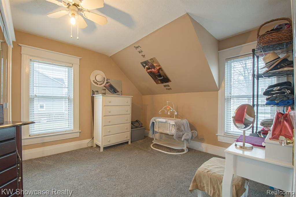 653 HICKORY Street, Milford, MI 48381 — Photo 24
