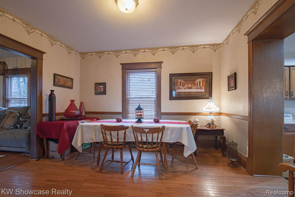 653 HICKORY Street, Milford, MI 48381 — Photo 35