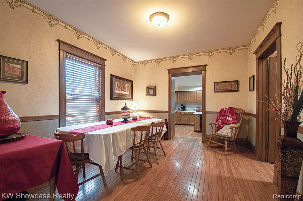653 HICKORY Street, Milford, MI 48381 — Photo 38