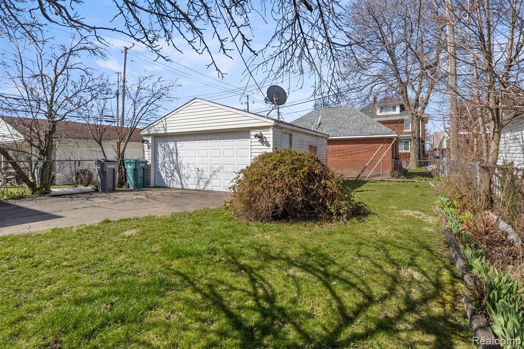 7235 JONATHON Street, Dearborn, MI 48126 — Photo 23
