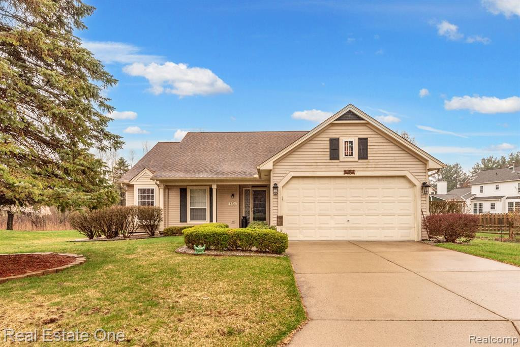 854 Westbrooke Drive, South Lyon, MI 48178 — front exterior