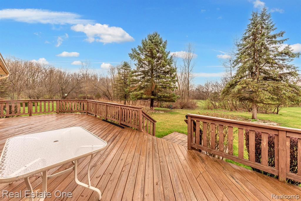 854 Westbrooke Drive, South Lyon, MI 48178 — Photo 10