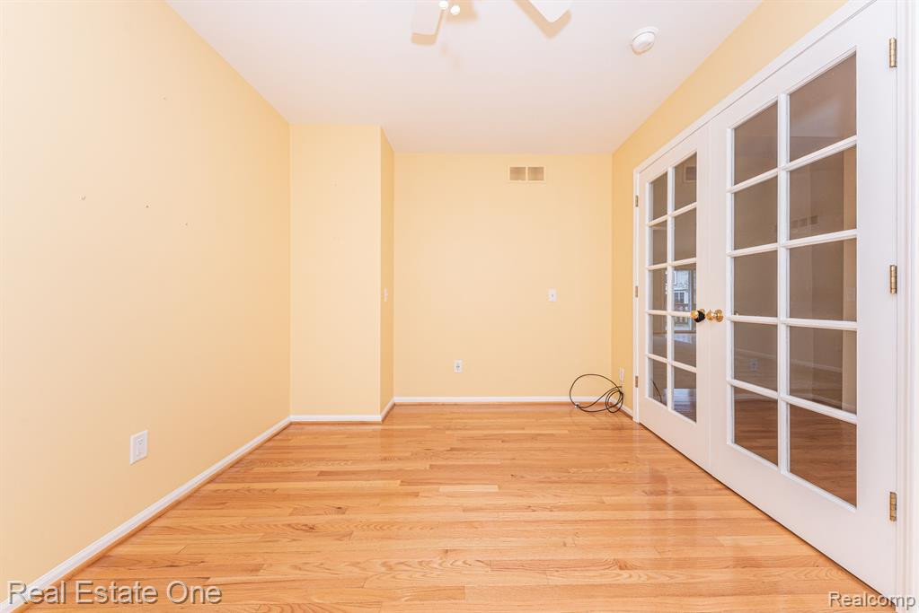 854 Westbrooke Drive, South Lyon, MI 48178 — Photo 16