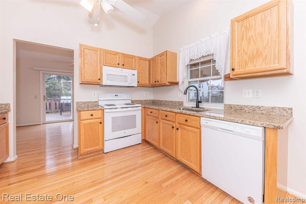 854 Westbrooke Drive, South Lyon, MI 48178 — Photo 25