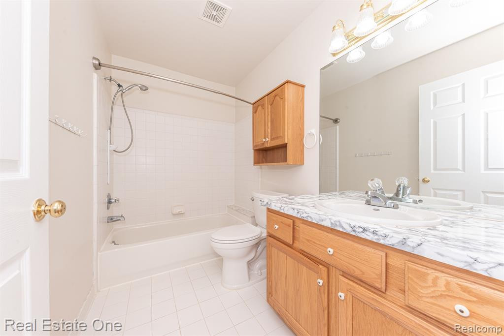 854 Westbrooke Drive, South Lyon, MI 48178 — Photo 33
