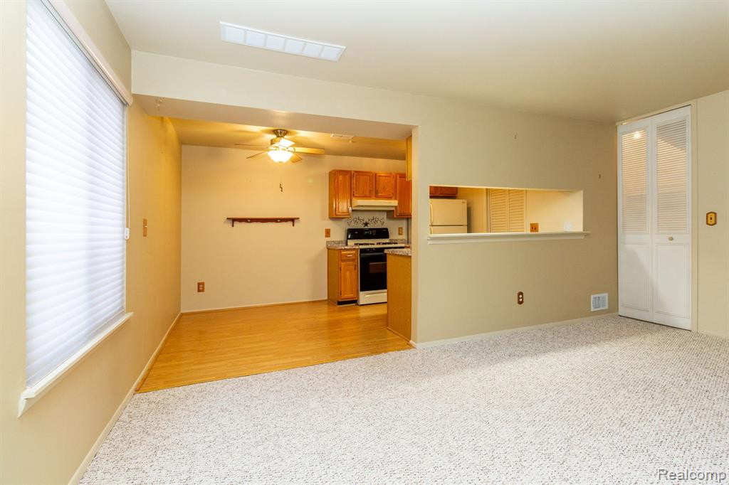 38131 GREENWOOD Street, Westland, MI — Photo 11