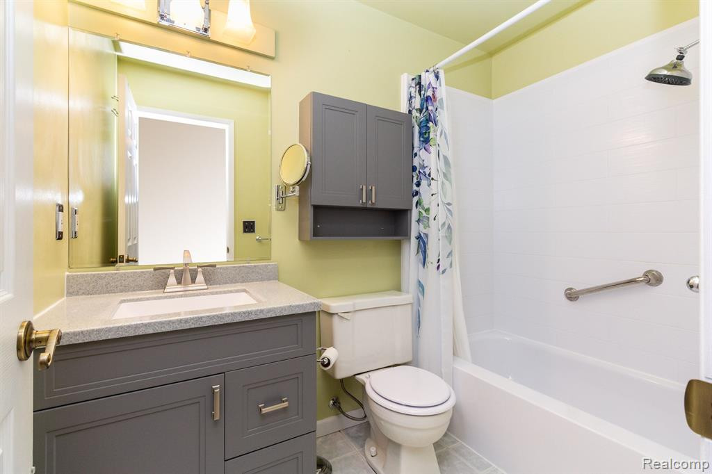 38131 GREENWOOD Street, Westland, MI — Photo 20