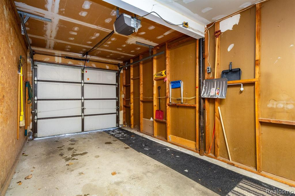 38131 GREENWOOD Street, Westland, MI — Photo 27