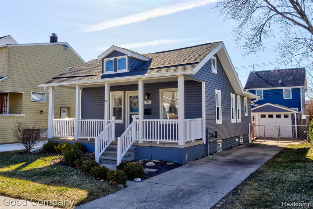 614 E UNIVERSITY Avenue, Royal Oak, MI 48067 — front exterior