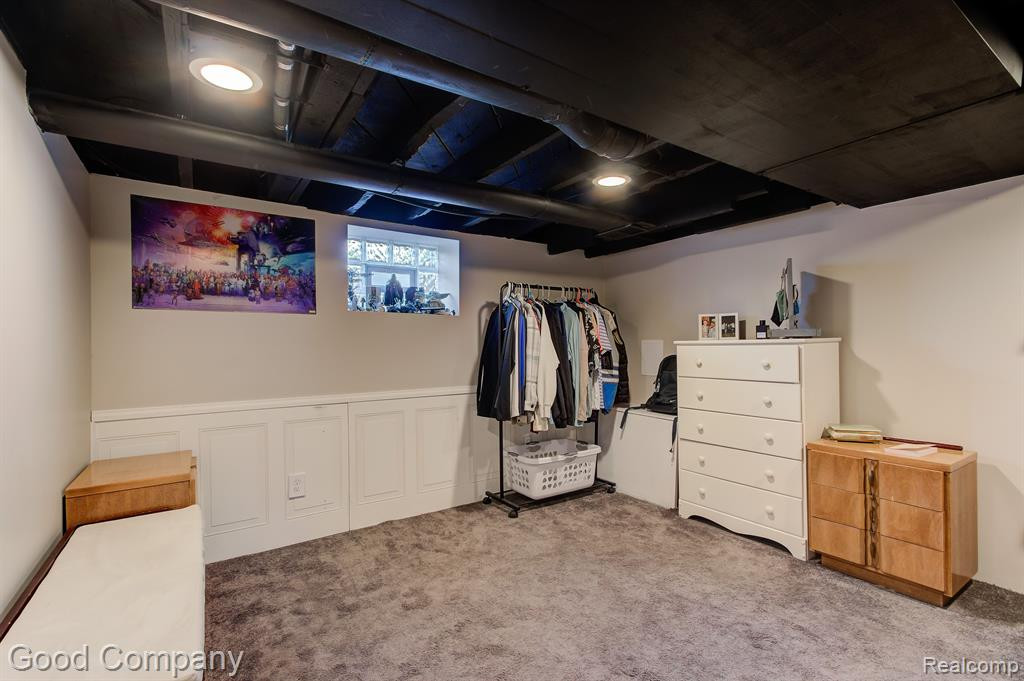 614 E UNIVERSITY Avenue, Royal Oak, MI 48067 — Photo 20
