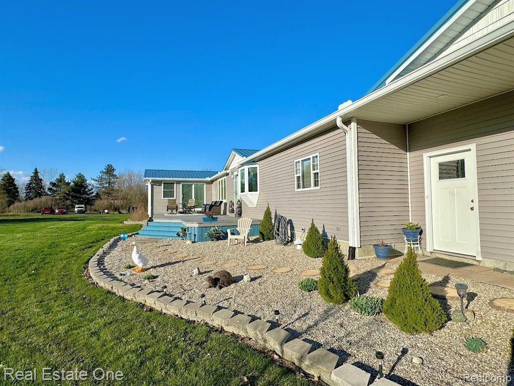 6248 STERLING Road, Yale, MI 48097 — Photo 7