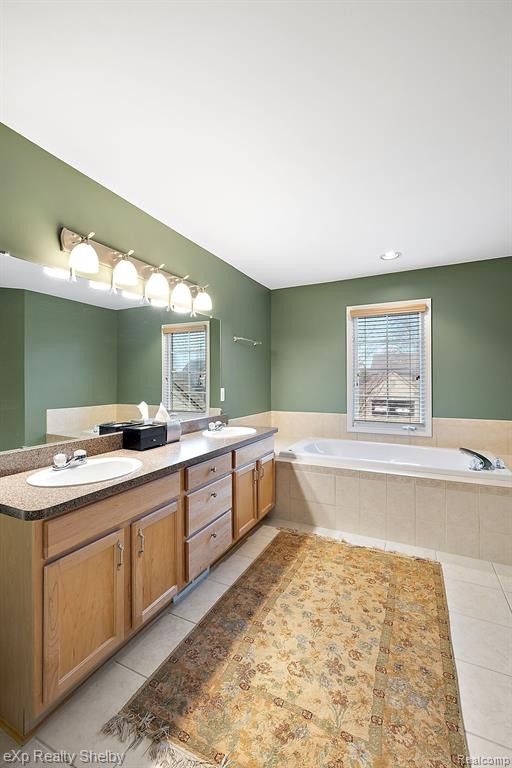 48434 STONEACRE Drive, Macomb, MI 48044 — Photo 31