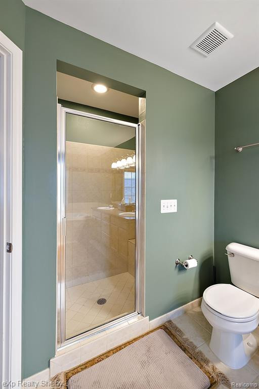 48434 STONEACRE Drive, Macomb, MI 48044 — Photo 33