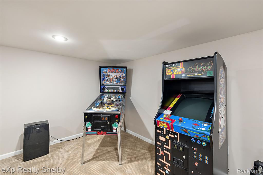48434 STONEACRE Drive, Macomb, MI 48044 — Photo 45