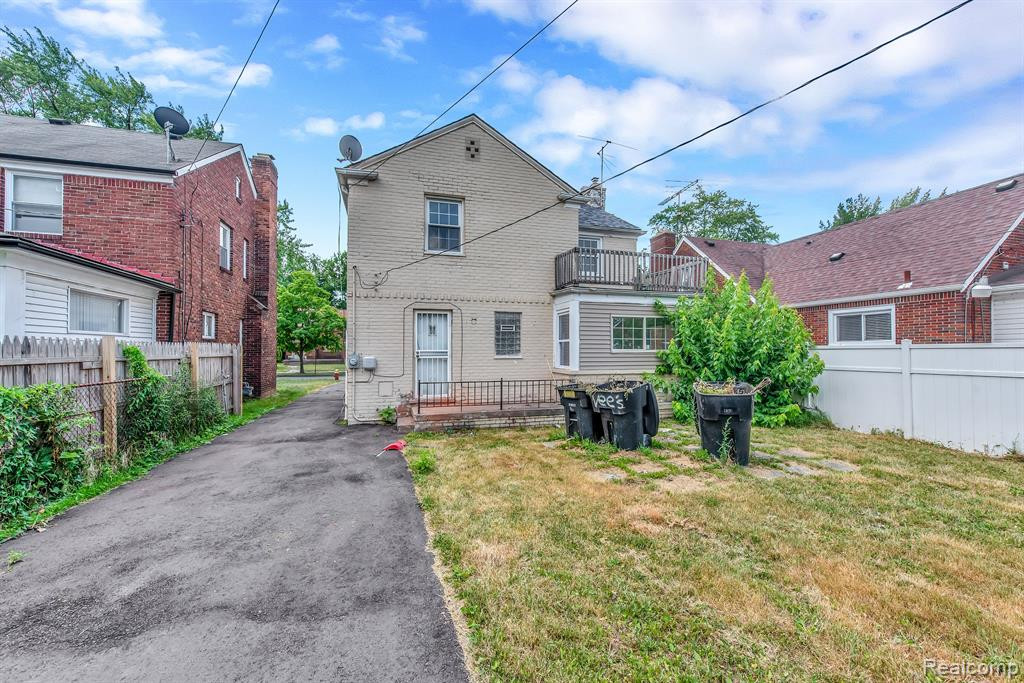5068 AUDUBON Road, Detroit, MI 48224 — Photo 3