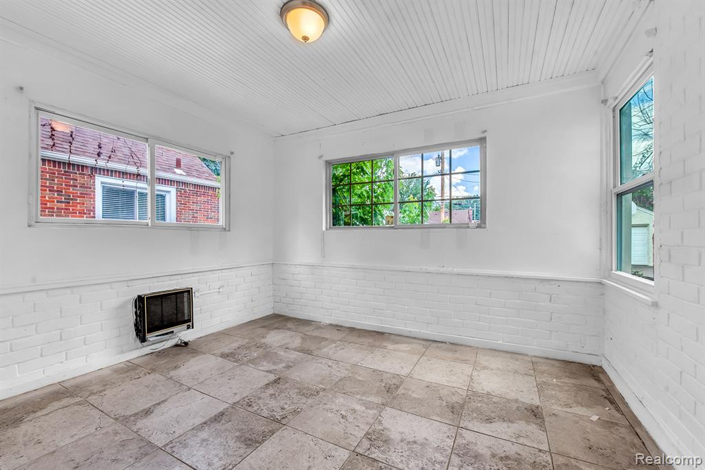 5068 AUDUBON Road, Detroit, MI 48224 — Photo 10