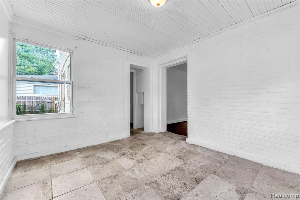 5068 AUDUBON Road, Detroit, MI 48224 — Photo 11