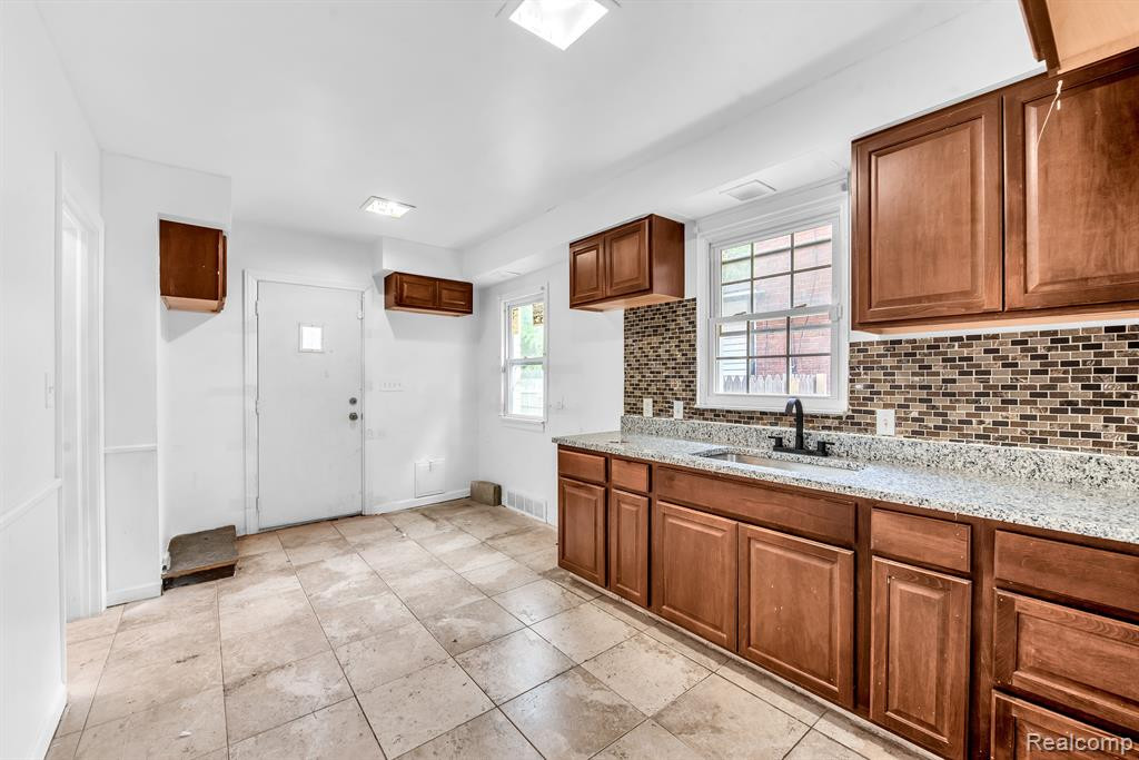 5068 AUDUBON Road, Detroit, MI 48224 — Photo 14