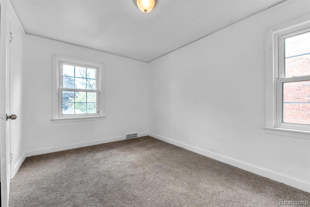 5068 AUDUBON Road, Detroit, MI 48224 — Photo 19