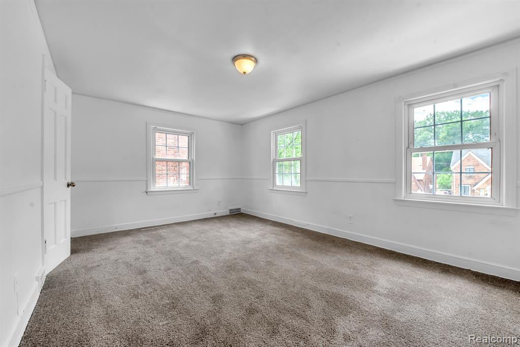 5068 AUDUBON Road, Detroit, MI 48224 — Photo 25