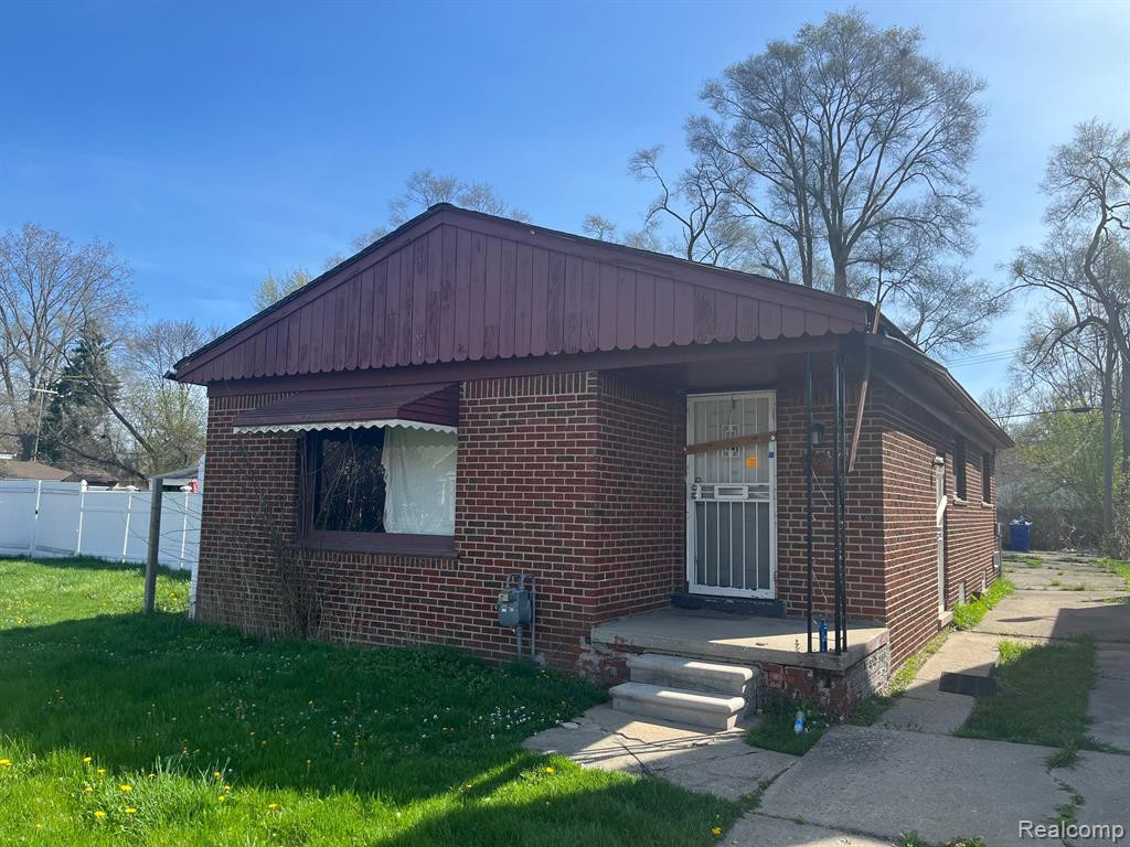 9540 RUTLAND Street, Detroit, MI 48227 — front exterior