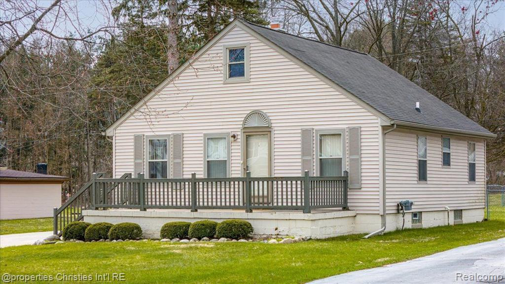 15533 PORTIS Street, Plymouth, MI 48170 — Photo 3