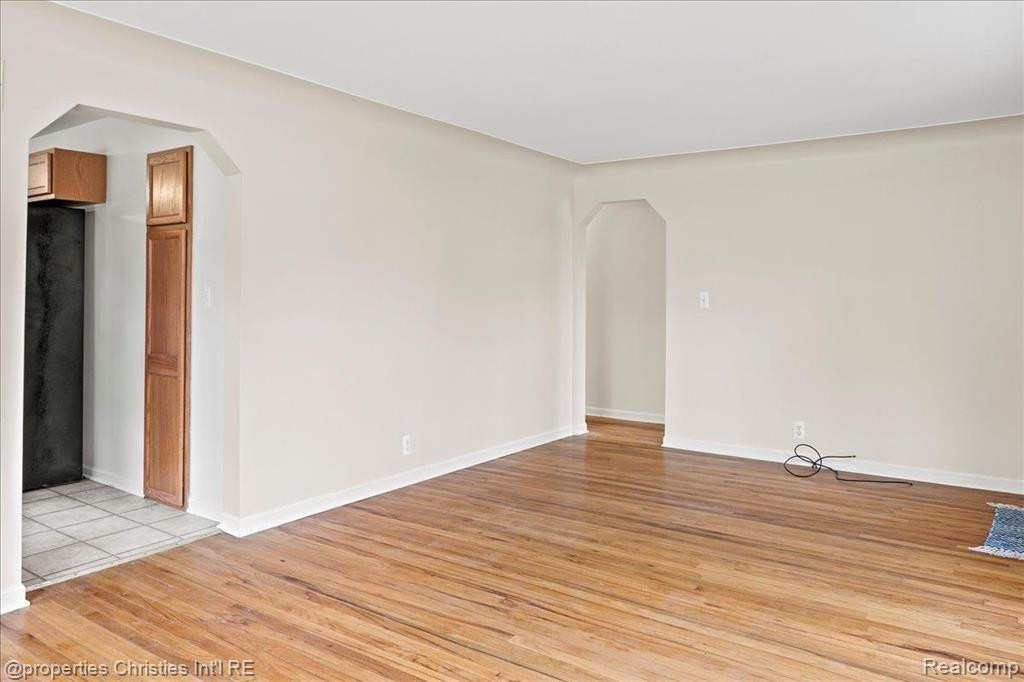 15533 PORTIS Street, Plymouth, MI 48170 — Photo 7