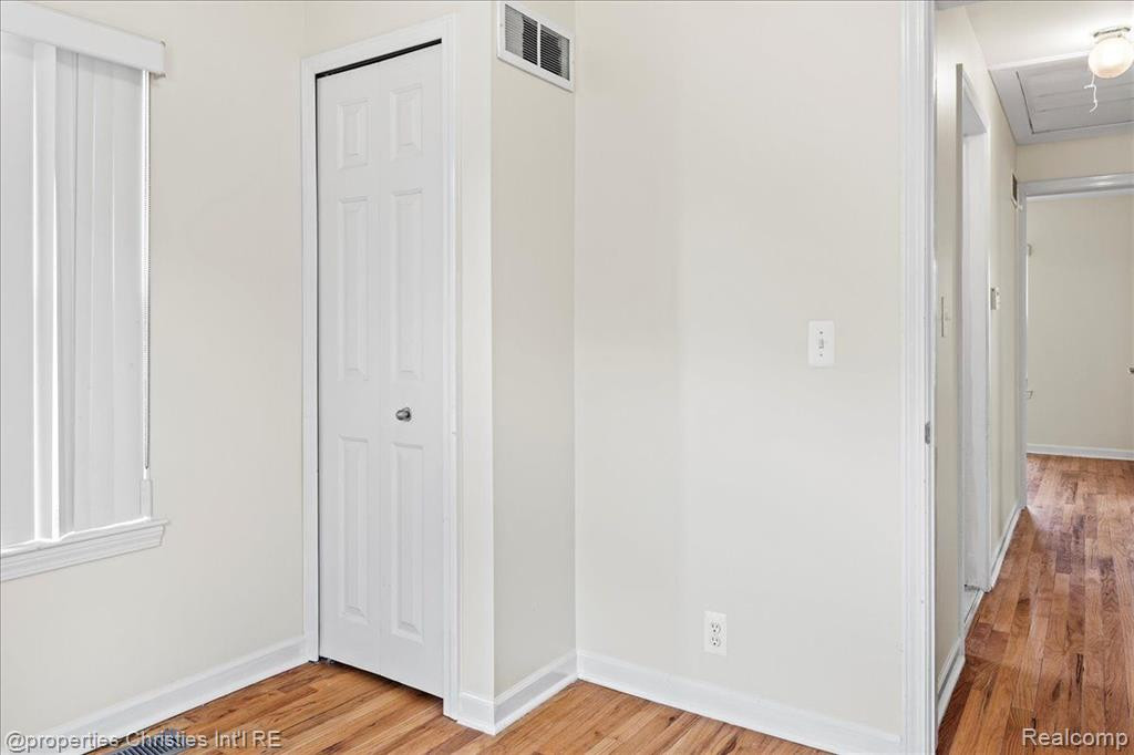 15533 PORTIS Street, Plymouth, MI 48170 — Photo 14