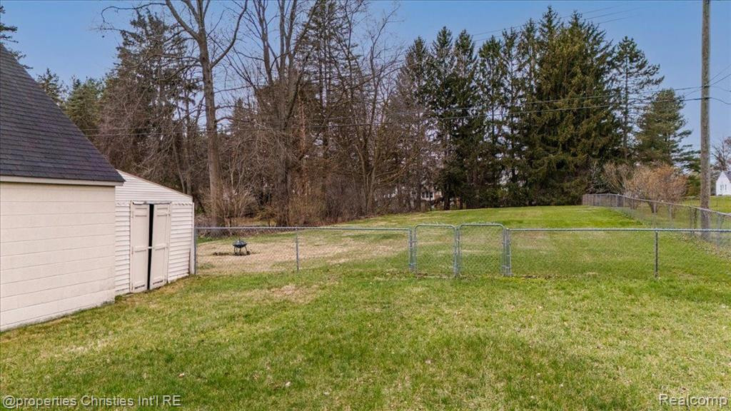 15533 PORTIS Street, Plymouth, MI 48170 — Photo 25