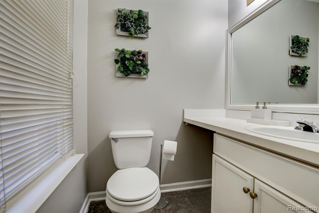3929 HUNTERS WAY, Canton, MI 48188 — Photo 15