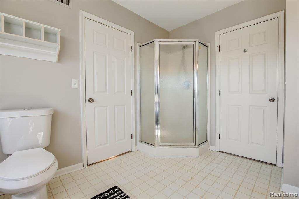 3929 HUNTERS WAY, Canton, MI 48188 — Photo 20