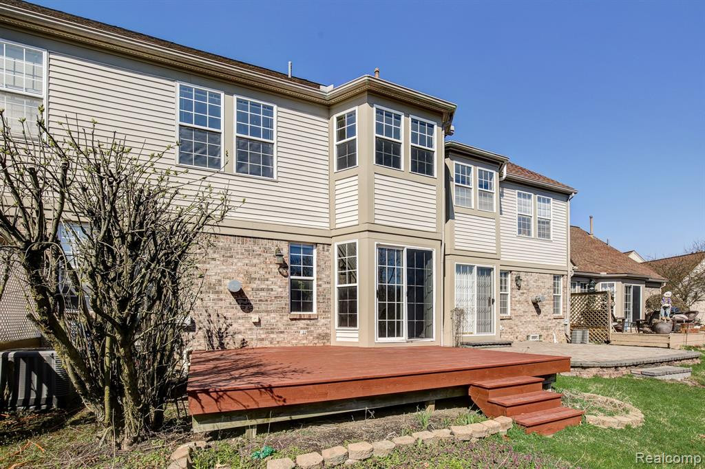 3929 HUNTERS WAY, Canton, MI 48188 — Photo 32