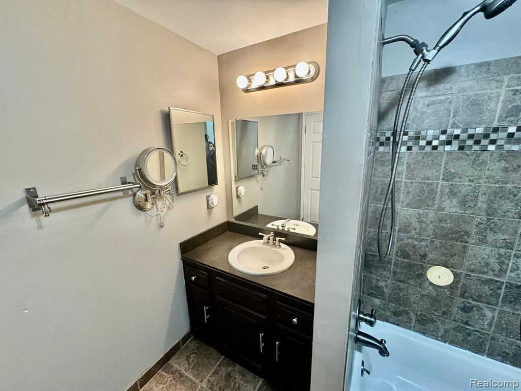 6961 HARVARD Lane, Canton, MI 48187 — Photo 12