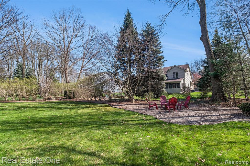6736 LONGHURST Drive, Clarkston, MI — Photo 26