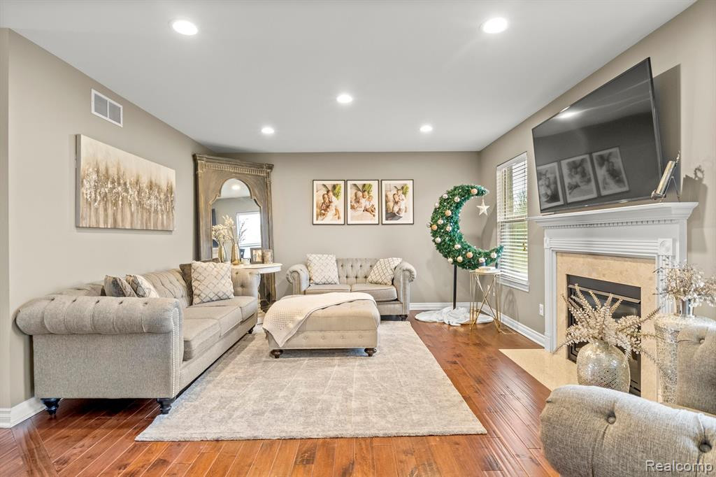 743 CHERRY STONE Drive, Canton, MI 48188 — Photo 8
