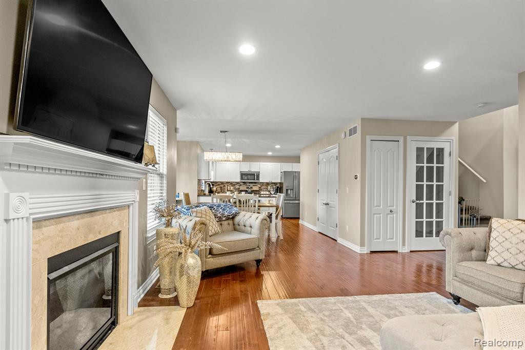 743 CHERRY STONE Drive, Canton, MI 48188 — Photo 10