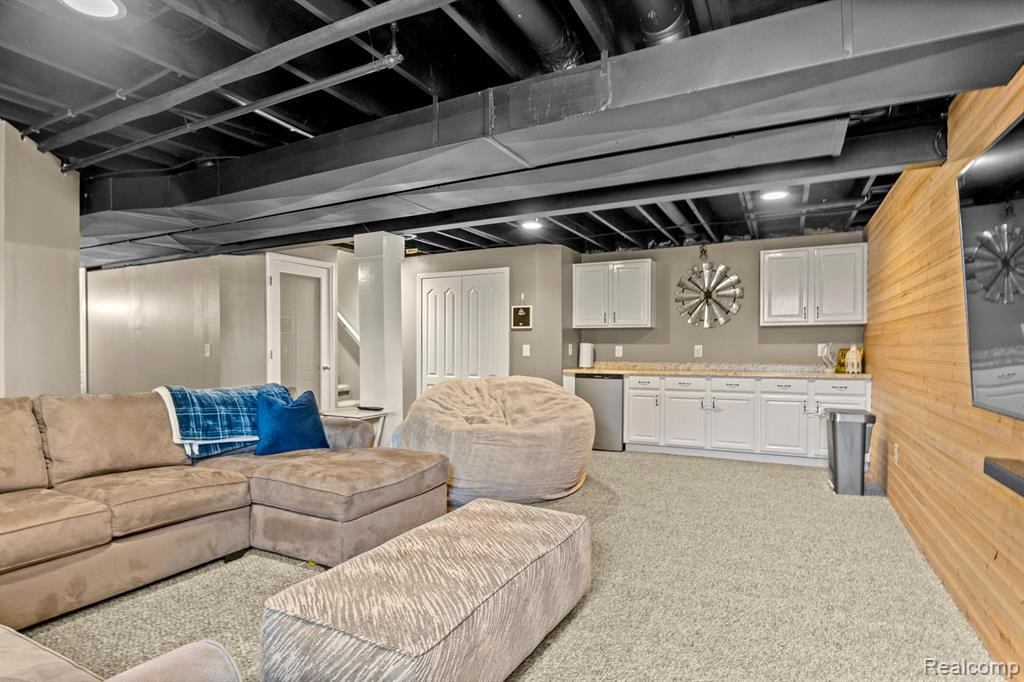743 CHERRY STONE Drive, Canton, MI 48188 — Photo 33