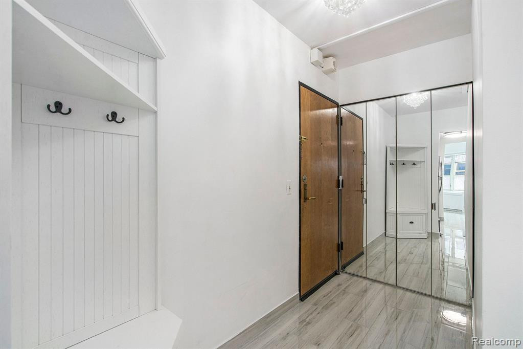 555 E William Street, 8J, Ann Arbor, MI 48104 — Photo 35