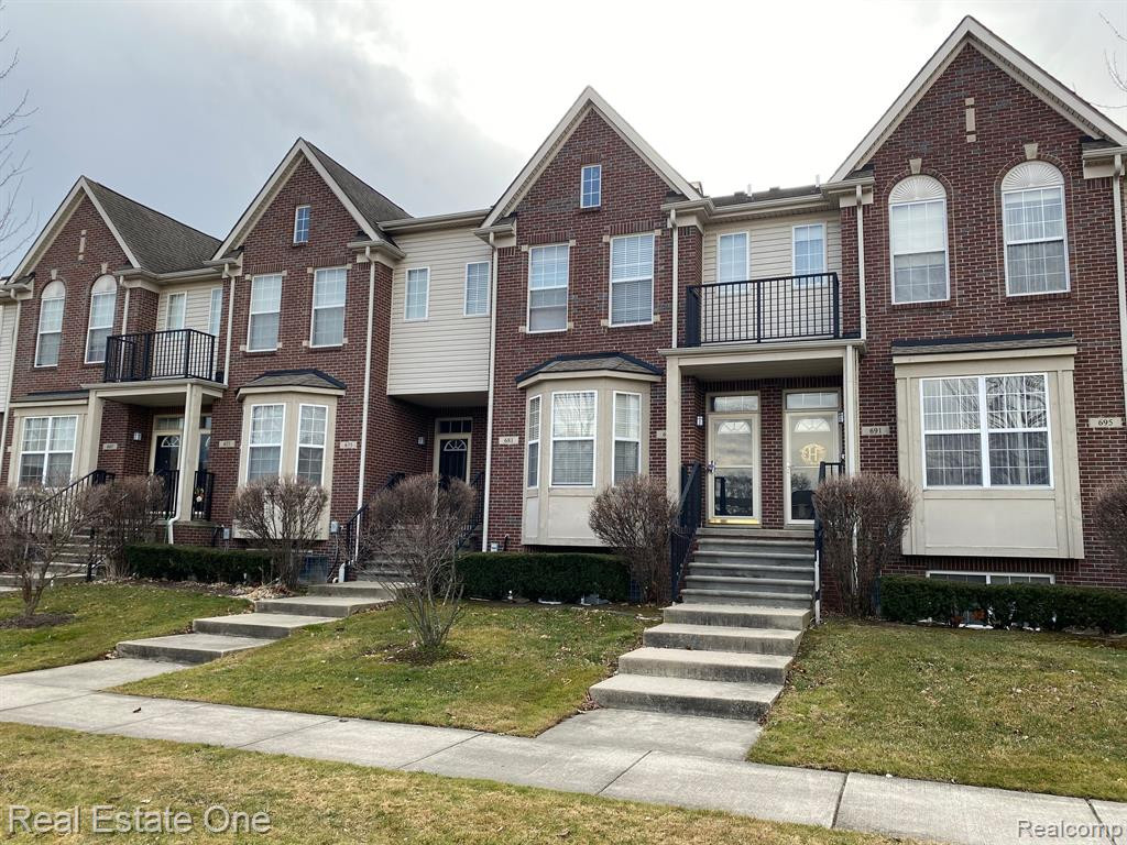 681 SUMMERFIELD Drive, Westland, MI — Photo 2