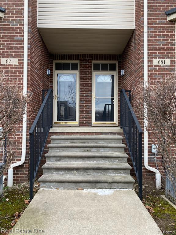 681 SUMMERFIELD Drive, Westland, MI — Photo 8