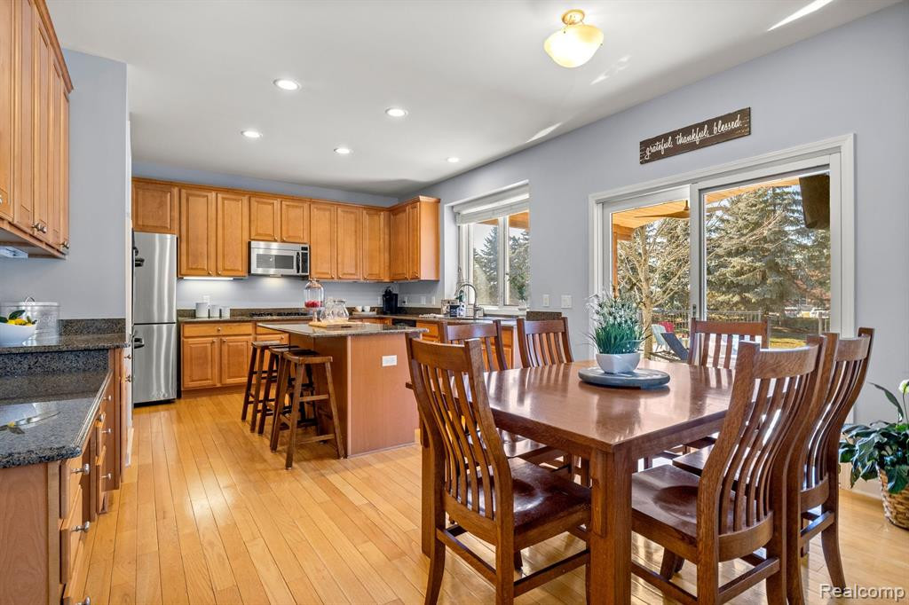 44503 WHITE PINE Circle W, Northville, MI 48168 — Photo 14