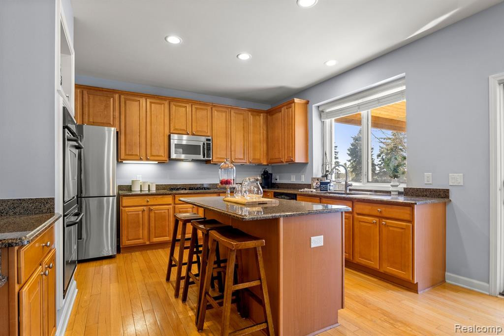 44503 WHITE PINE Circle W, Northville, MI 48168 — Photo 17